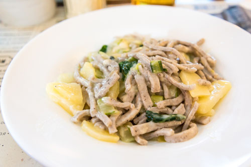 Pizzoccheri fatti a mano